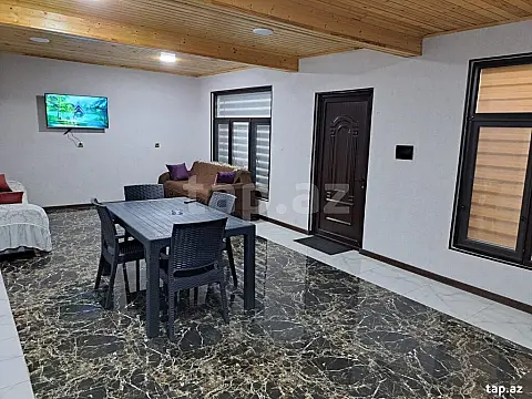 Kirayə verilir 3 otaqlı həyət evi