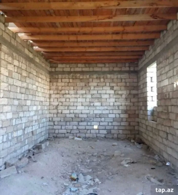Satılır 6 otaqlı həyət evi 300 m²