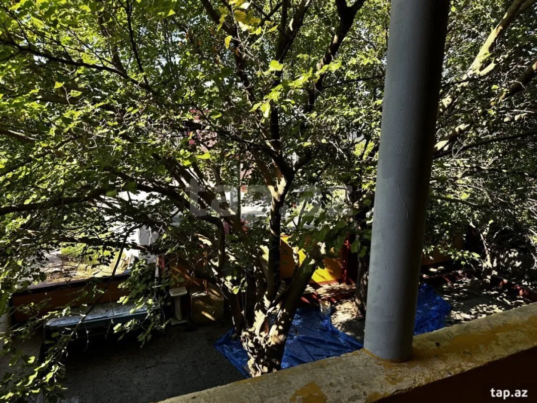Satılır 5 otaqlı həyət evi