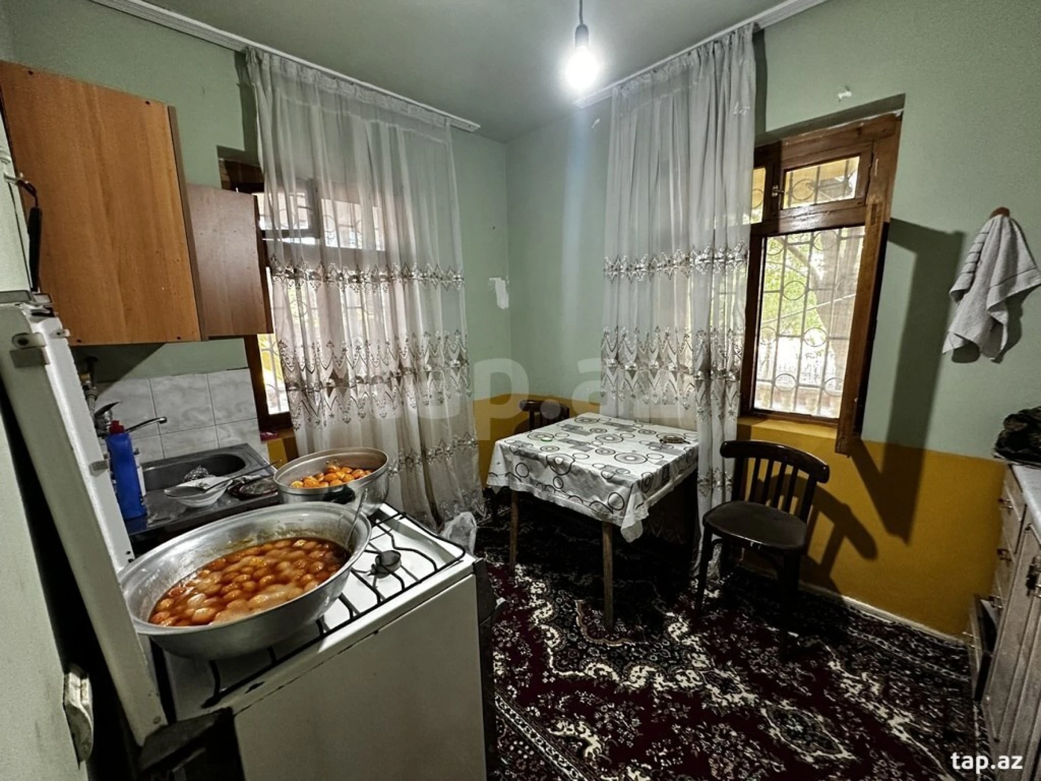 Satılır 5 otaqlı həyət evi