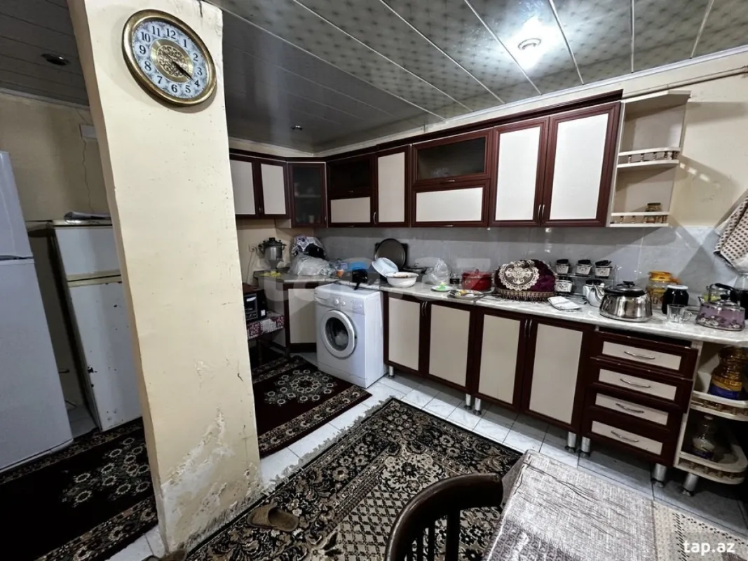 Satılır 5 otaqlı həyət evi