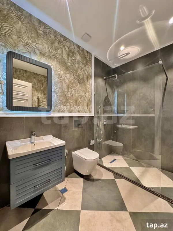 Satılır 5 otaqlı həyət evi