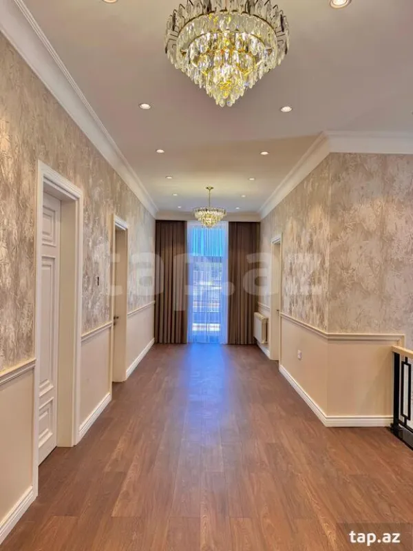 Satılır 5 otaqlı həyət evi