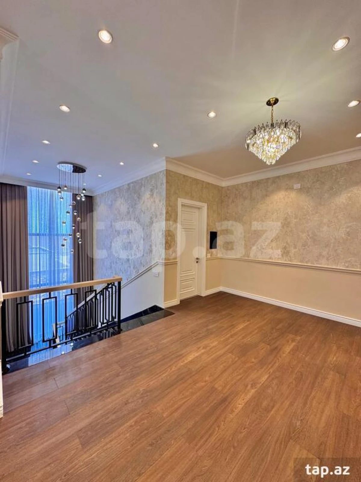 Satılır 5 otaqlı həyət evi