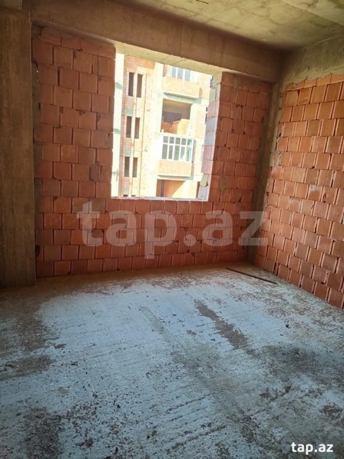 Satılır 1 otaqlı yeni tikili 44 m²