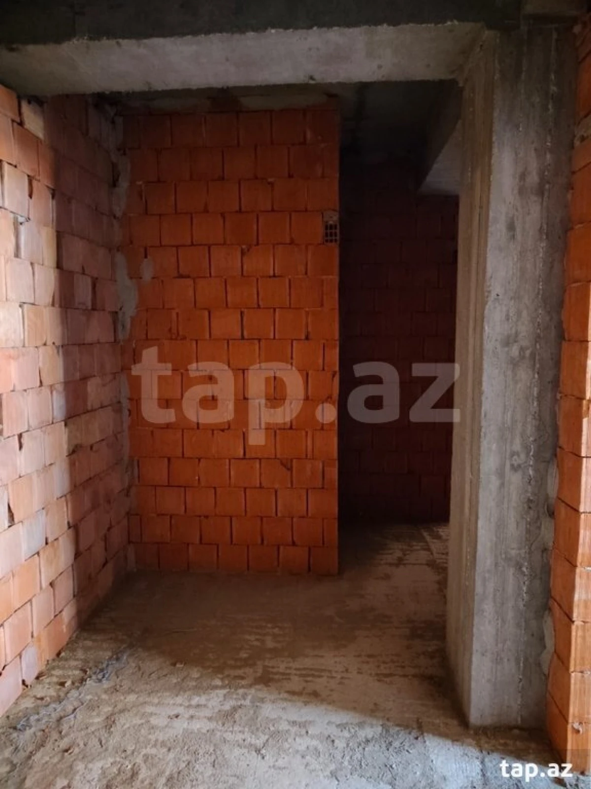 Satılır 1 otaqlı yeni tikili 44 m²