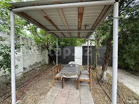 Kirayə verilir 4 otaqlı həyət evi