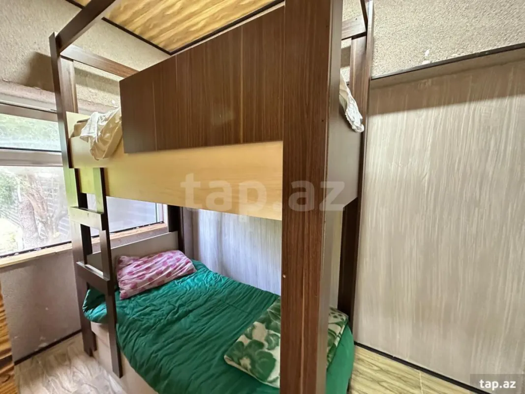 Kirayə verilir 4 otaqlı həyət evi