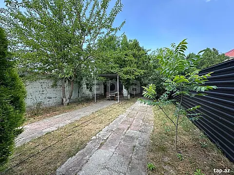 Kirayə verilir 4 otaqlı həyət evi