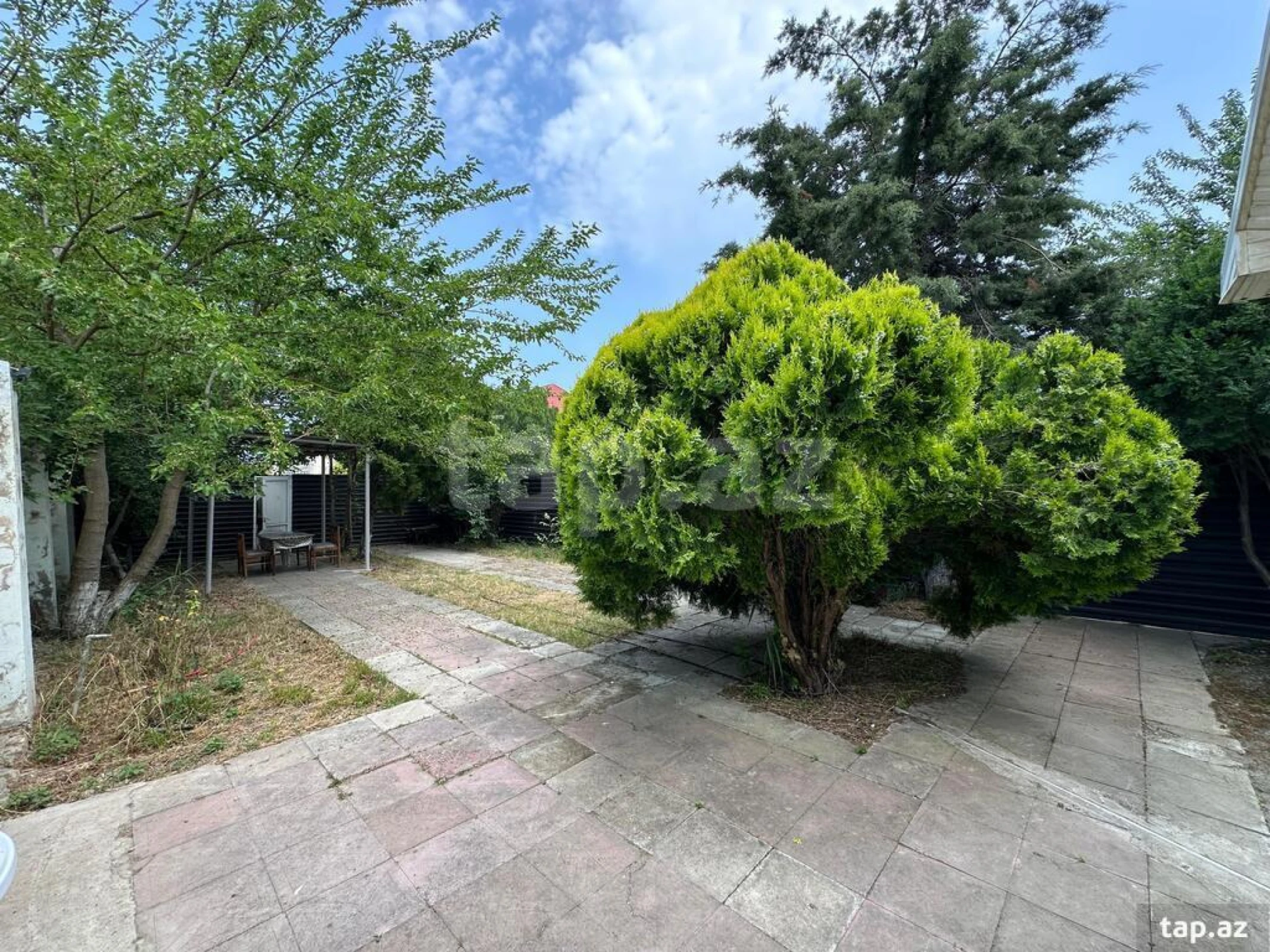 Kirayə verilir 4 otaqlı həyət evi