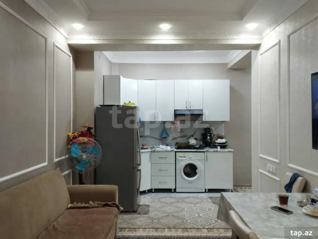 Satılır 3 otaqlı yeni tikili 74 m²