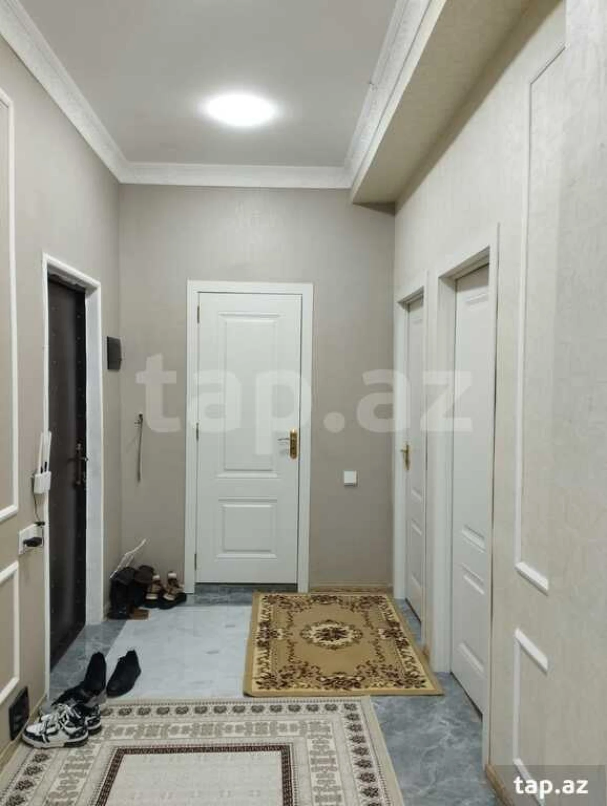 Satılır 3 otaqlı yeni tikili 74 m²