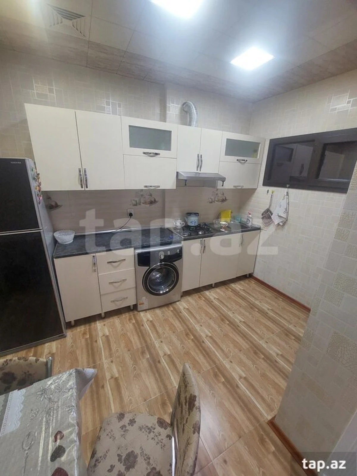 Kirayə verilir 3 otaqlı yeni tikili 86 m²