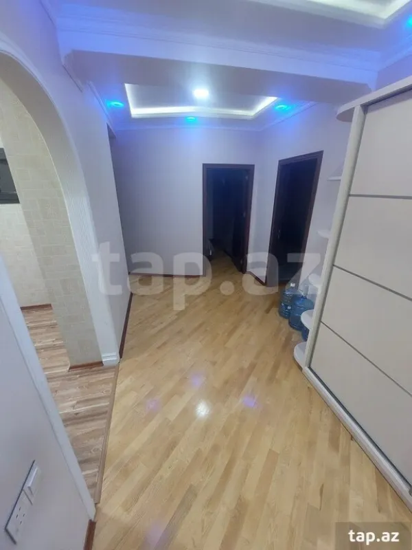 Kirayə verilir 3 otaqlı yeni tikili 86 m²