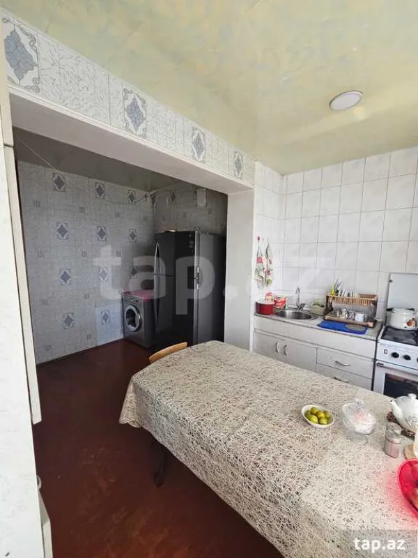 Satılır 4 otaqlı mənzil 115 m²