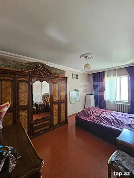 Satılır 4 otaqlı mənzil 115 m²
