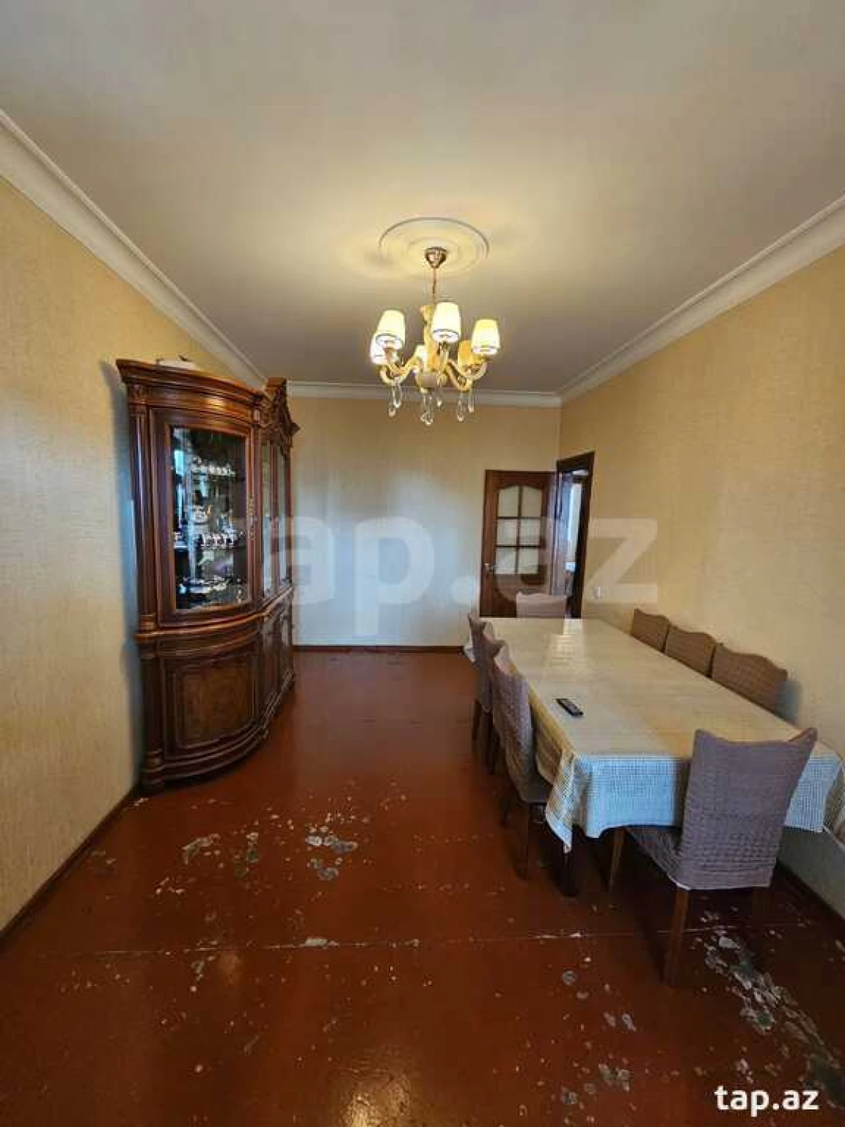 Satılır 4 otaqlı mənzil 115 m²