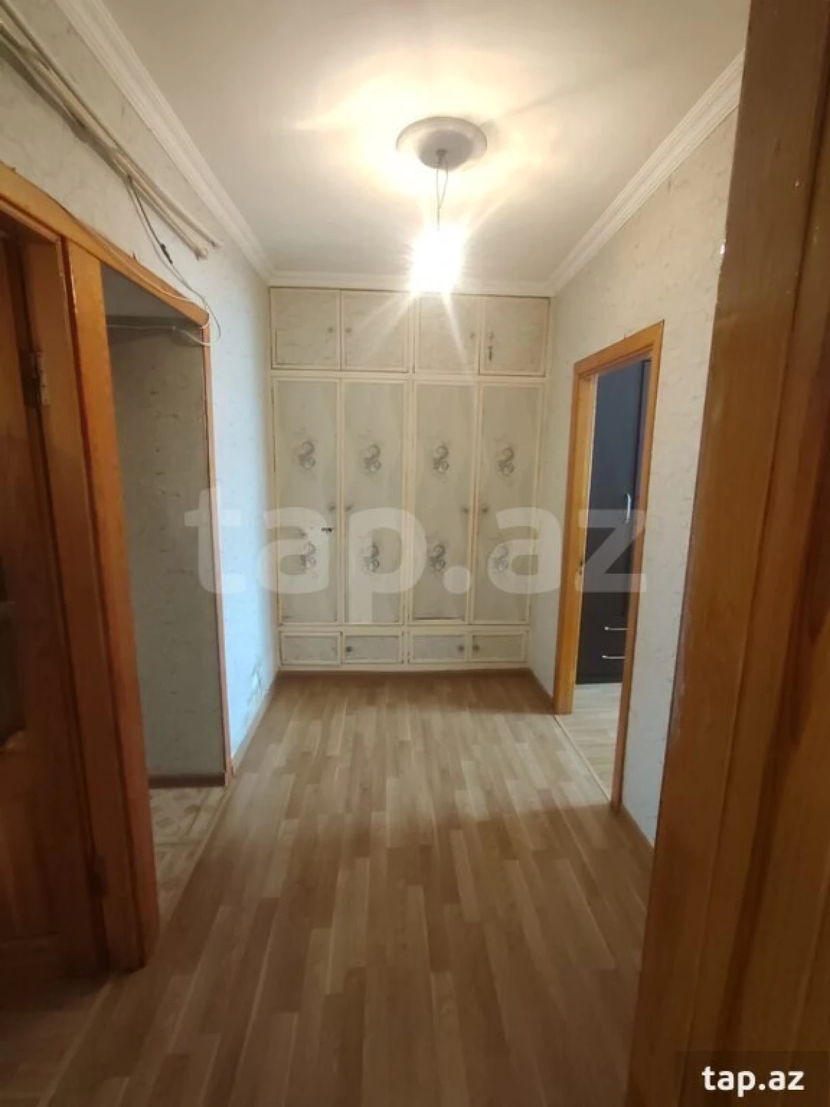 Satılır 2 otaqlı mənzil 52 m²