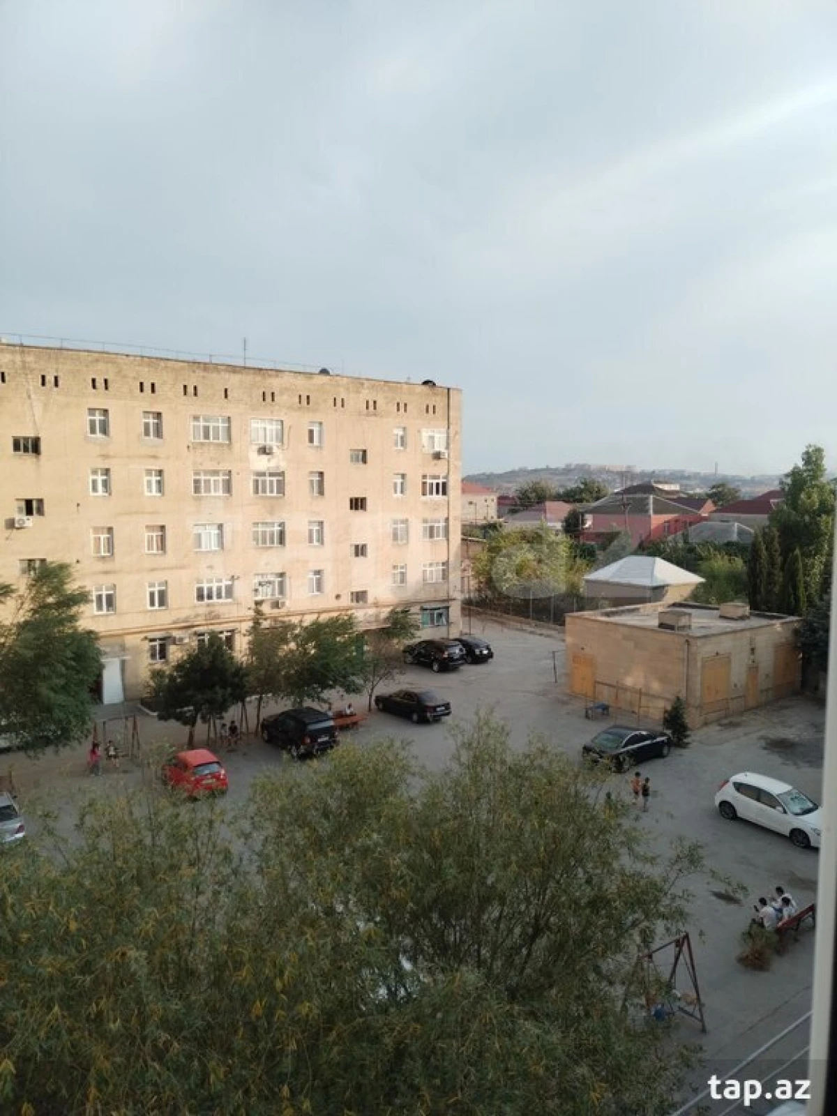 Satılır 2 otaqlı mənzil 52 m²