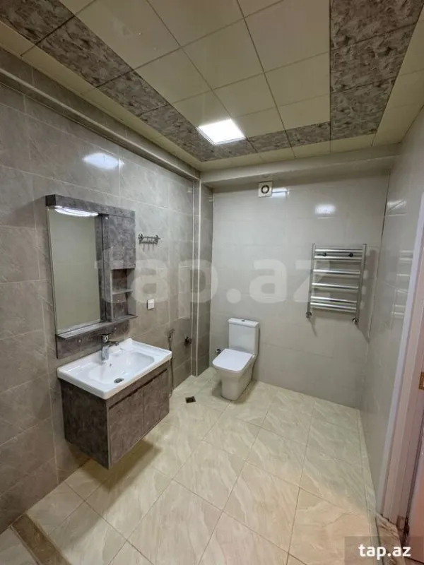 Satılır 2 otaqlı yeni tikili 77 m²