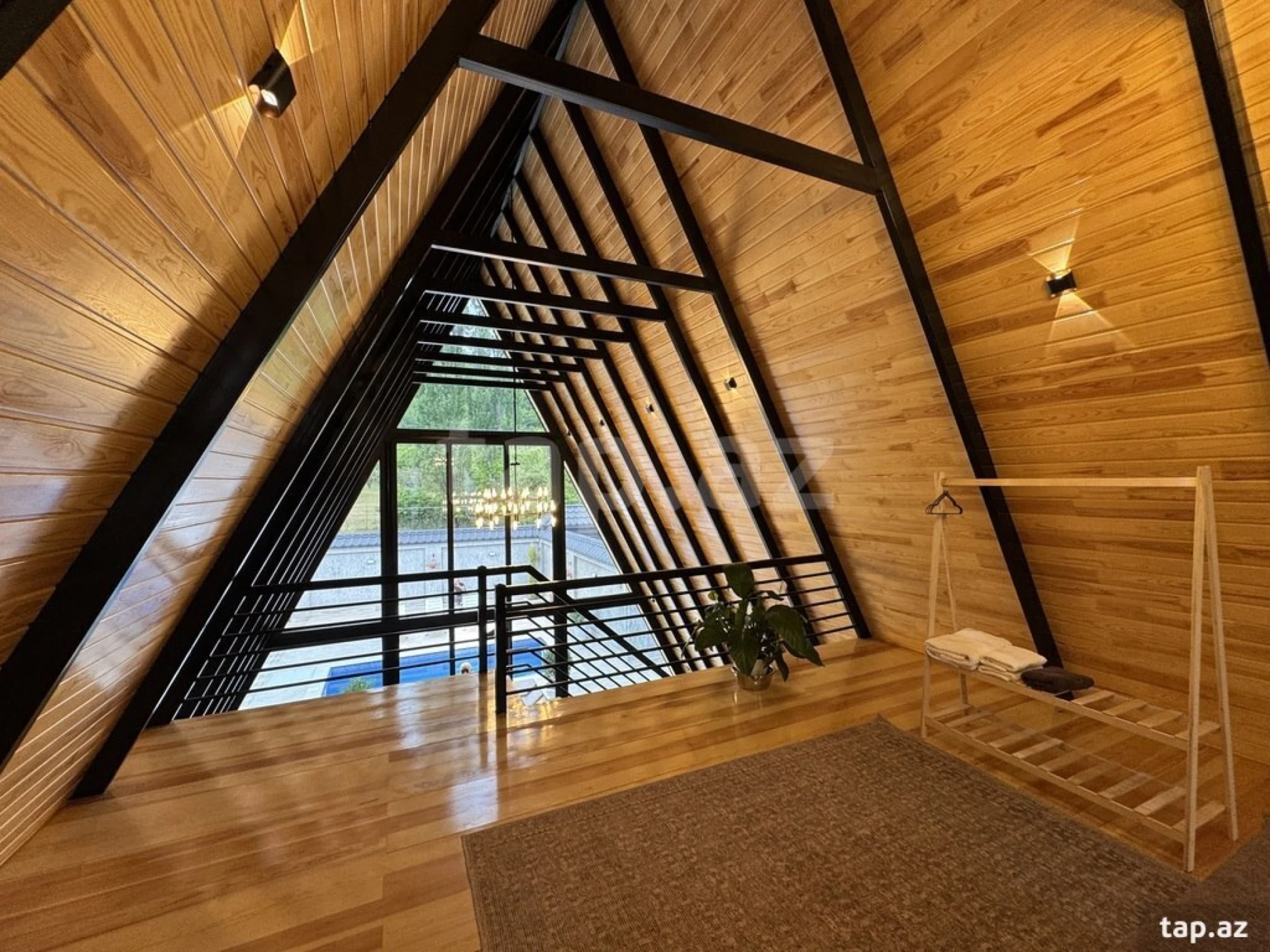 Kirayə verilir 4 otaqlı həyət evi