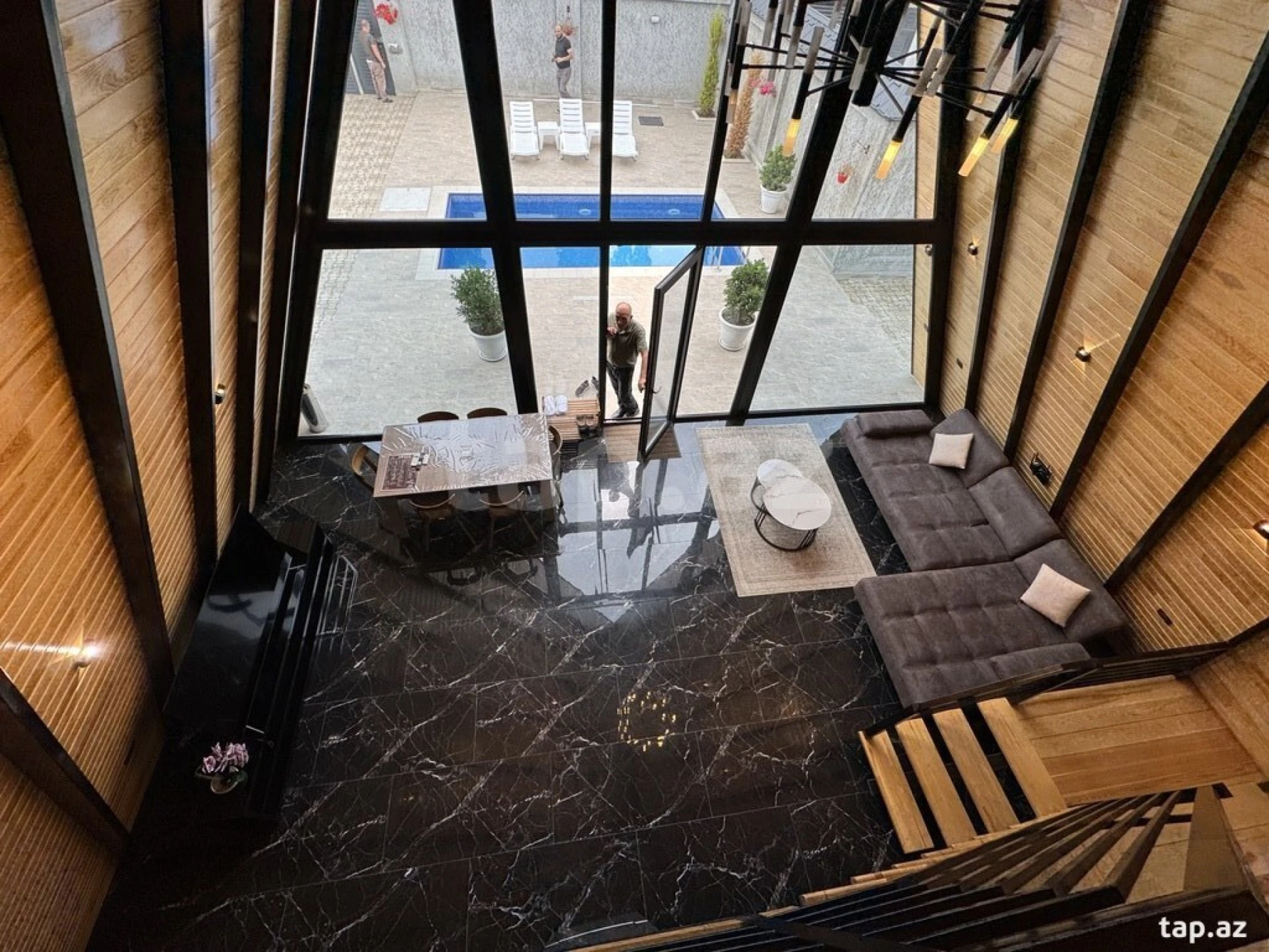 Kirayə verilir 4 otaqlı həyət evi