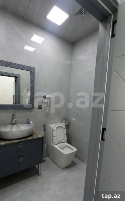 Kirayə verilir 2 otaqlı yeni tikili 50 m²