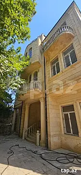 Kirayə verilir 9 otaqlı həyət evi 600 m² — Bakı, Nəsimi 9 otaq 600.00 m²
