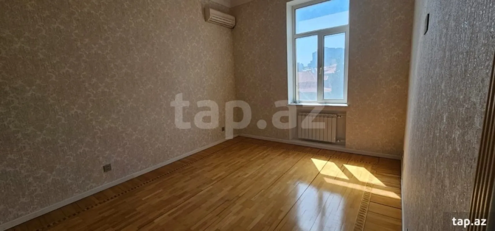 Kirayə verilir 9 otaqlı həyət evi 600 m²