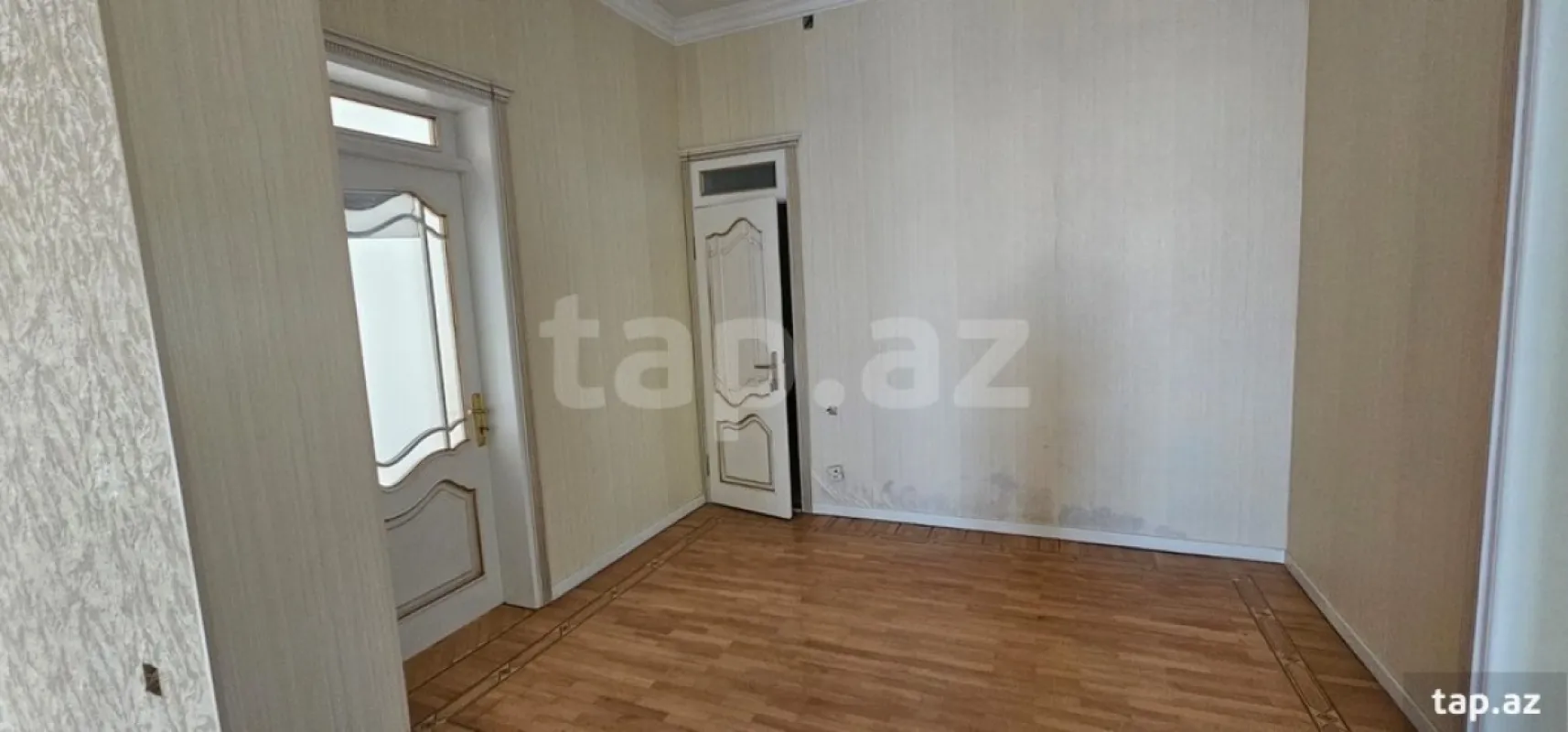 Kirayə verilir 9 otaqlı həyət evi 600 m²