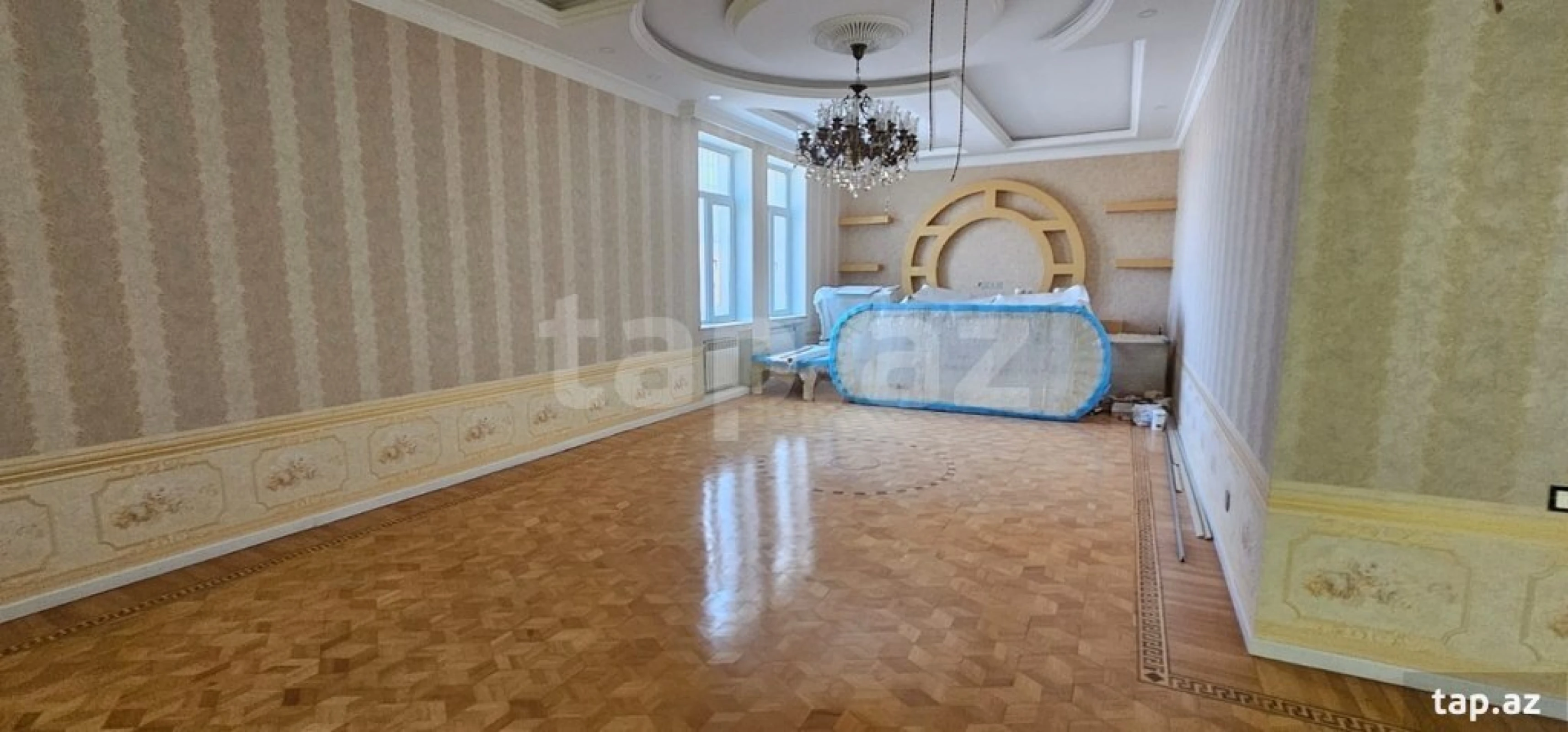 Kirayə verilir 9 otaqlı həyət evi 600 m²