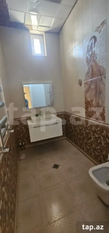 Kirayə verilir 9 otaqlı həyət evi 600 m²