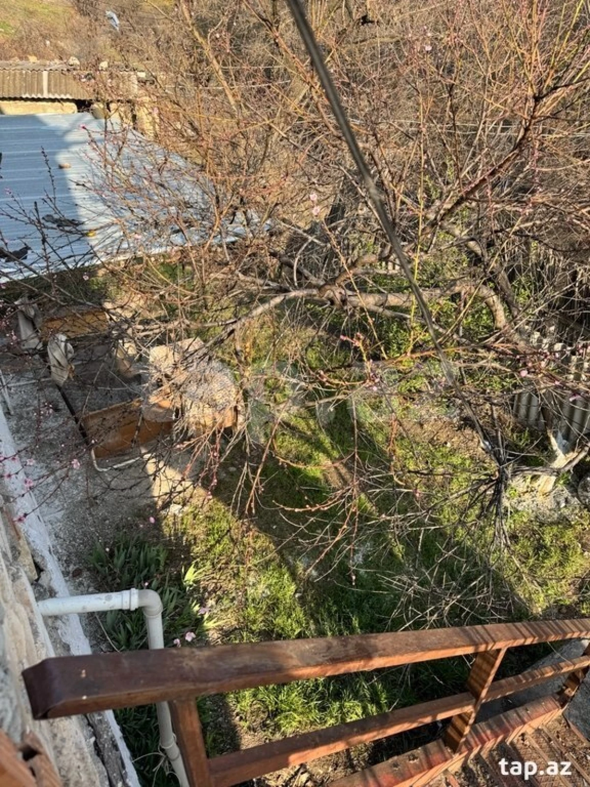 Kirayə verilir 3 otaqlı həyət evi