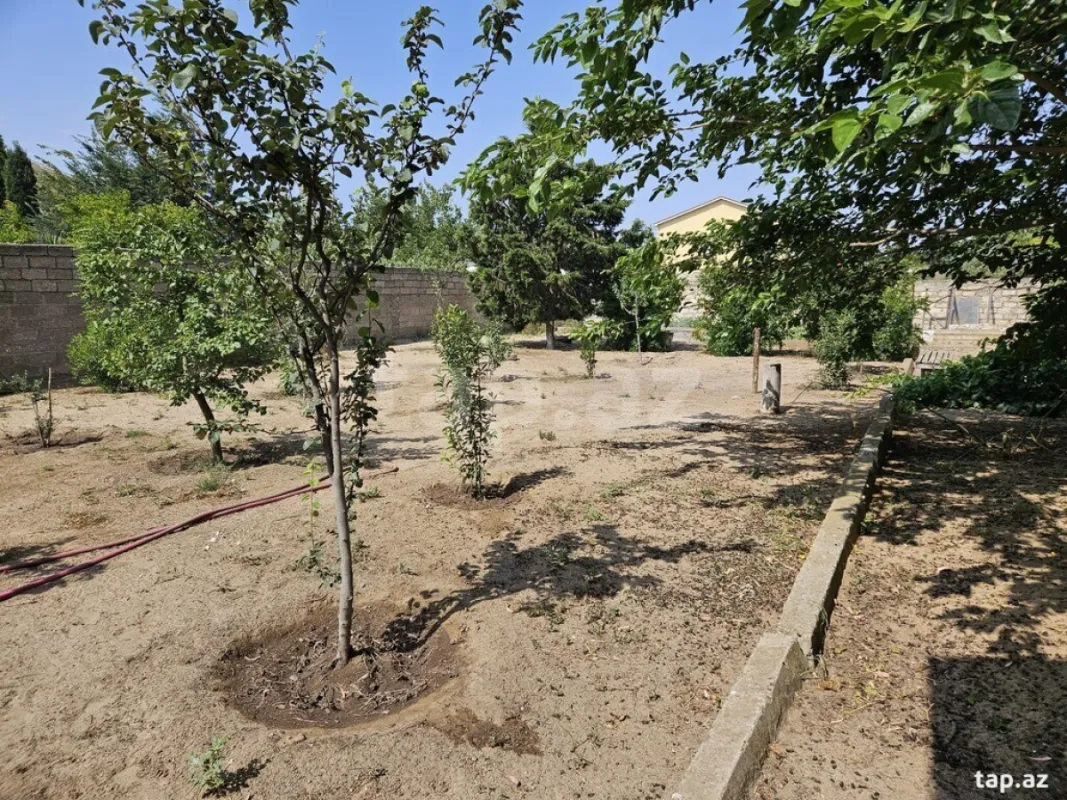 Kirayə verilir 5 otaqlı həyət evi