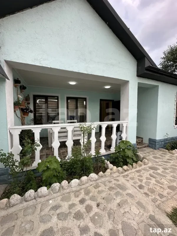 Kirayə verilir 3 otaqlı həyət evi 80 m²