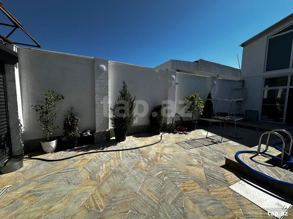 Kirayə verilir 5 otaqlı həyət evi 100 m²