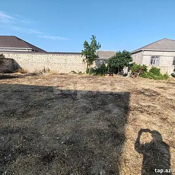 Satılır 4 otaqlı həyət evi