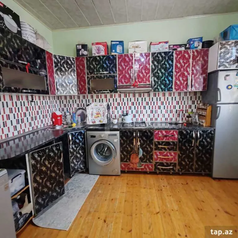 Satılır 4 otaqlı həyət evi