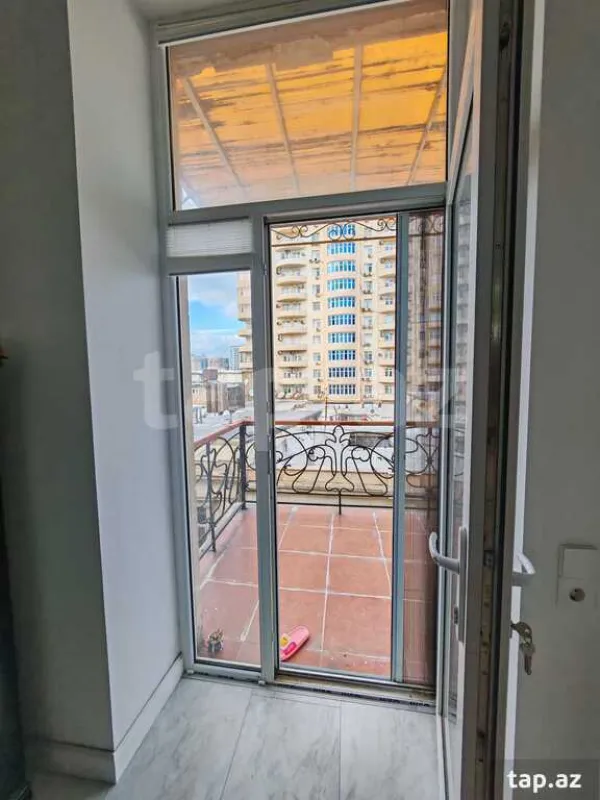 Kirayə verilir 3 otaqlı mənzil 80 m²