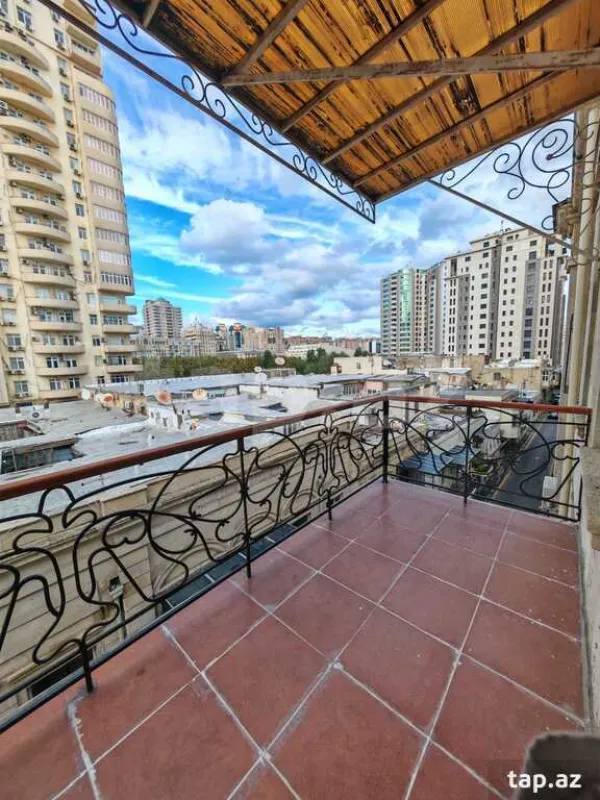 Kirayə verilir 3 otaqlı mənzil 80 m²