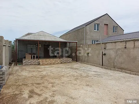 Satılır 3 otaqlı həyət evi