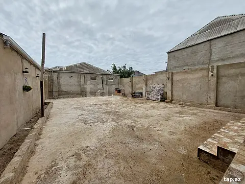 Satılır 3 otaqlı həyət evi