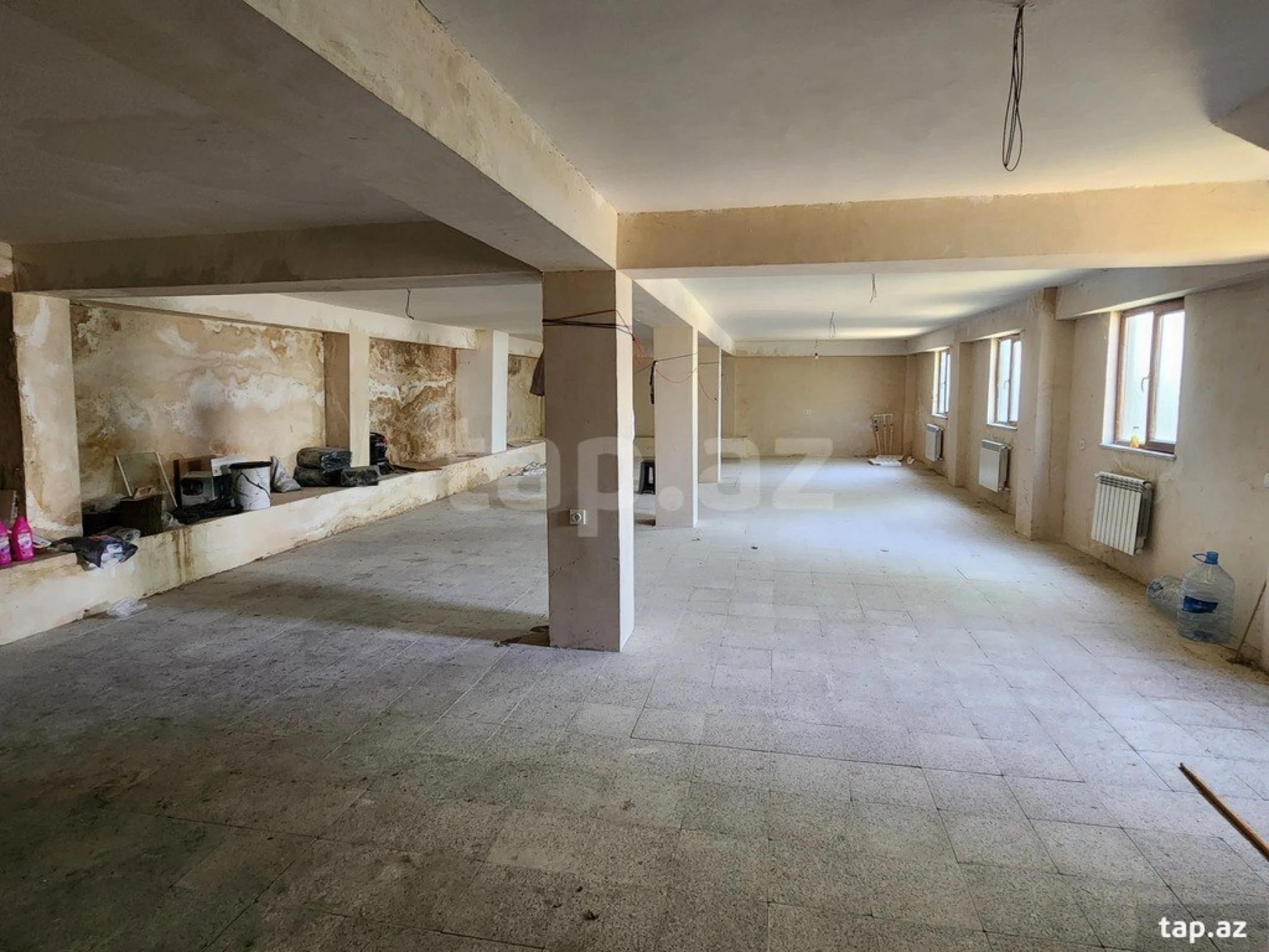 Satılır 7 otaqlı həyət evi 310.9 m²