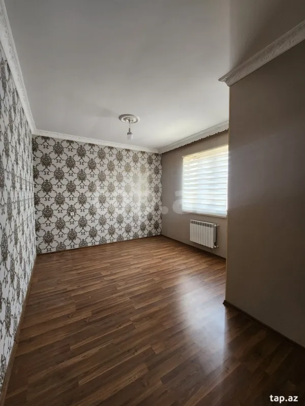 Satılır 7 otaqlı həyət evi 310.9 m²