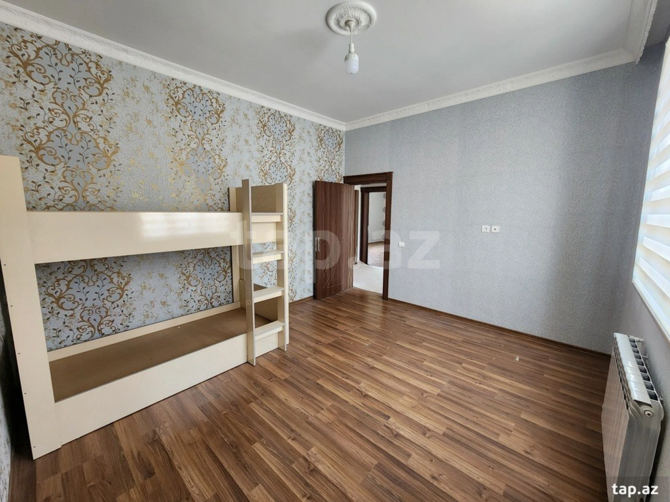 Satılır 7 otaqlı həyət evi 310.9 m²