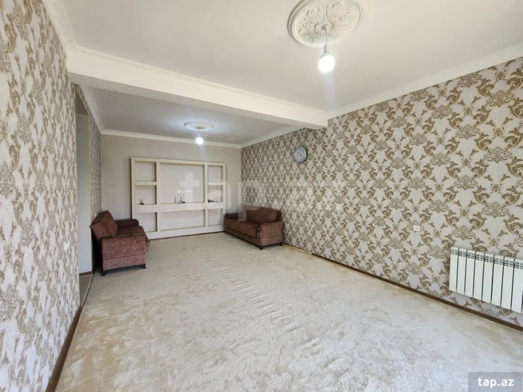 Satılır 7 otaqlı həyət evi 310.9 m²