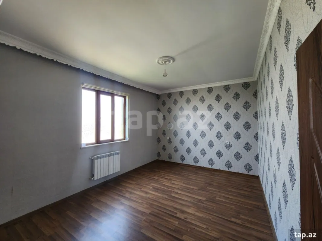 Satılır 7 otaqlı həyət evi 310.9 m²