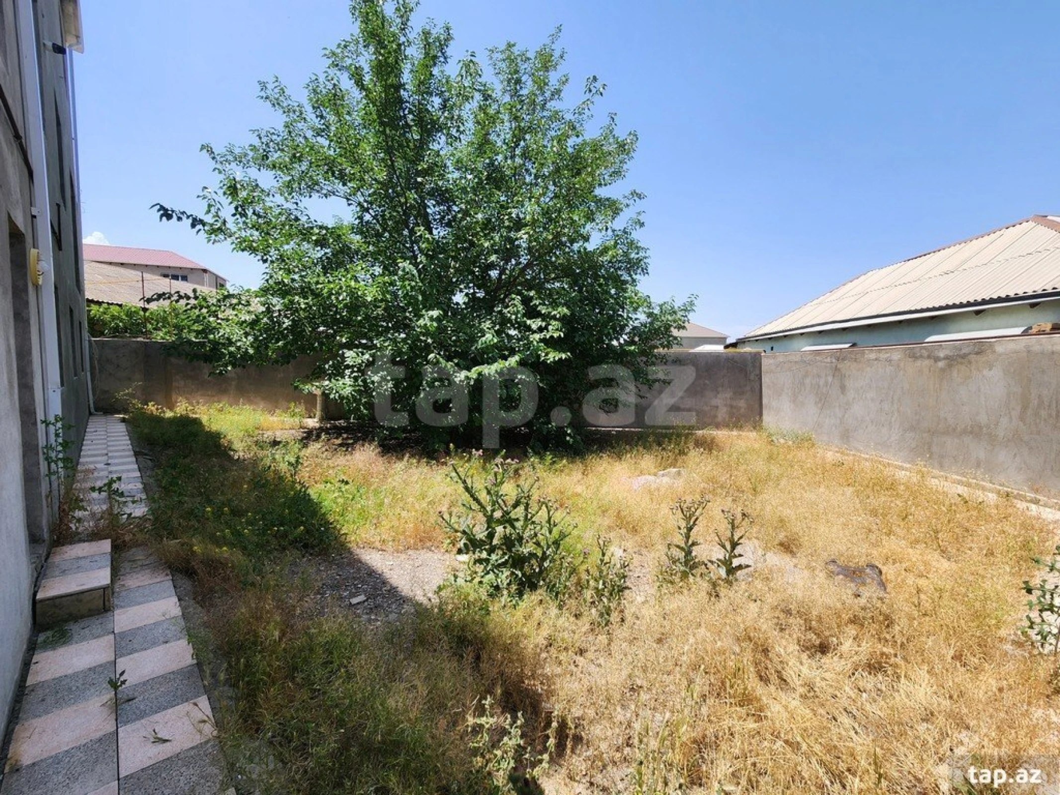 Satılır 7 otaqlı həyət evi 310.9 m²