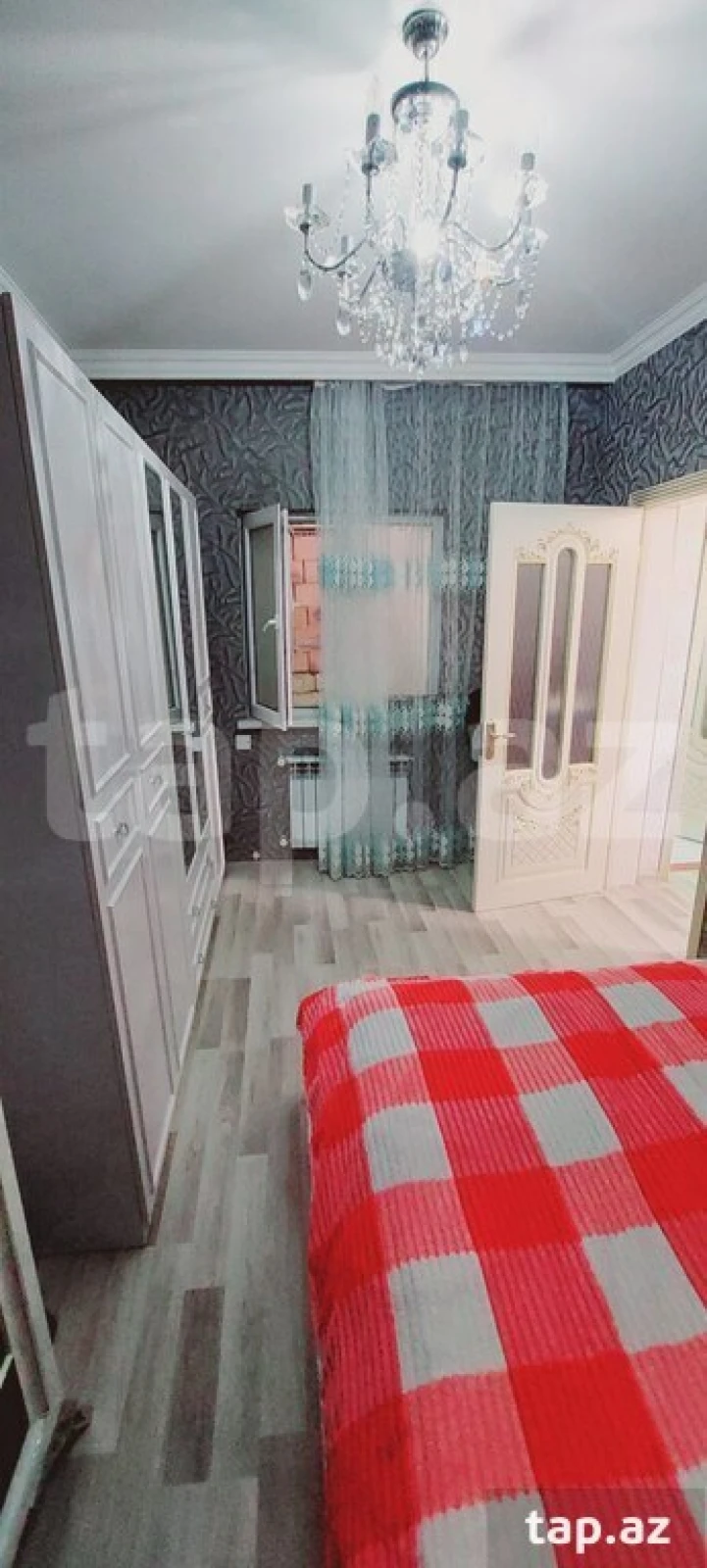 Satılır 4 otaqlı həyət evi