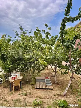 Satılır 7 otaqlı həyət evi